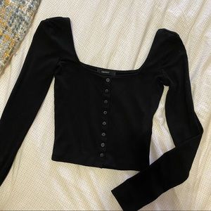 Black button detailed top